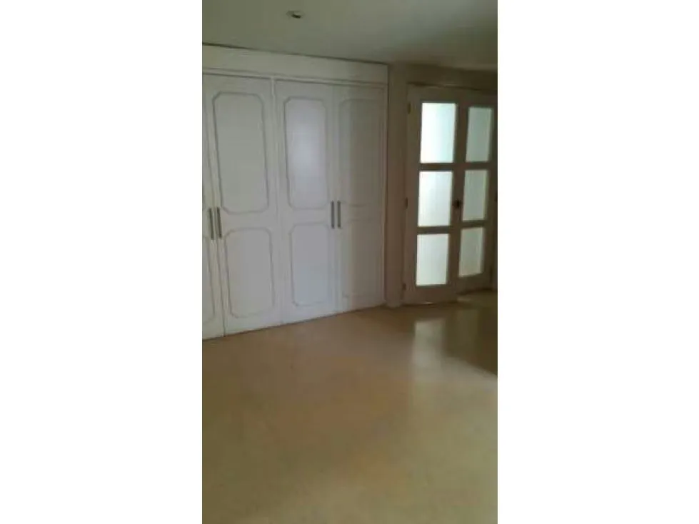 Se vende apartamento 173m2 5h/4b/4p La Lagunita 9674 - 6
