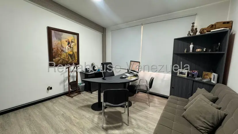 Comercial (Oficina) en Alquiler en El Marques, Distrito Metropolitano