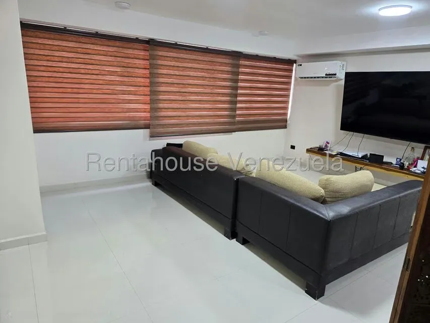 Apartamento (1 Nivel) en Venta en Mariperez, Distrito Metropolitano - 9