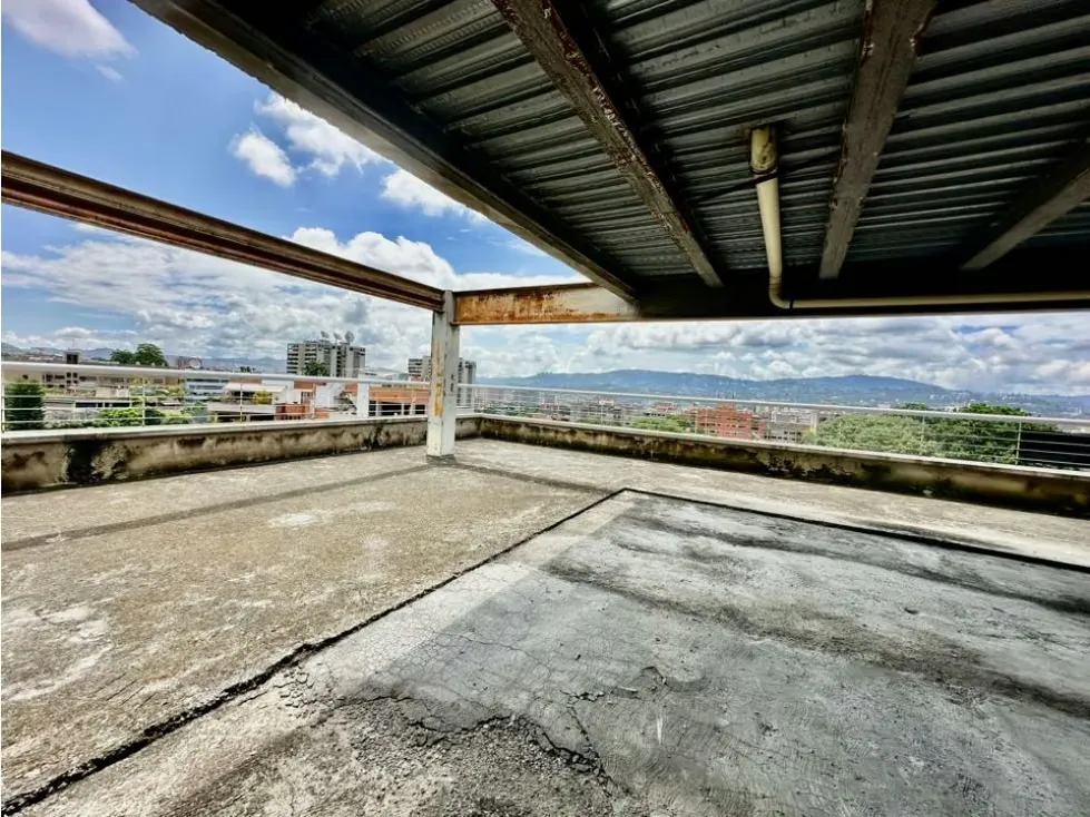 Se vende PH 633m2 4h+s/6b/5p Los Palos Grandes - 28