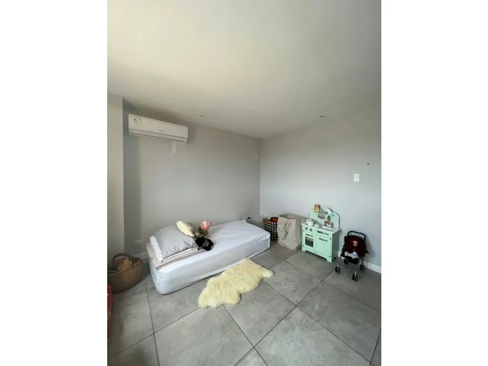 Apartamento Duplex en Venta en Loma Linda 3H/ 3B/ 3P/ 1M - 29