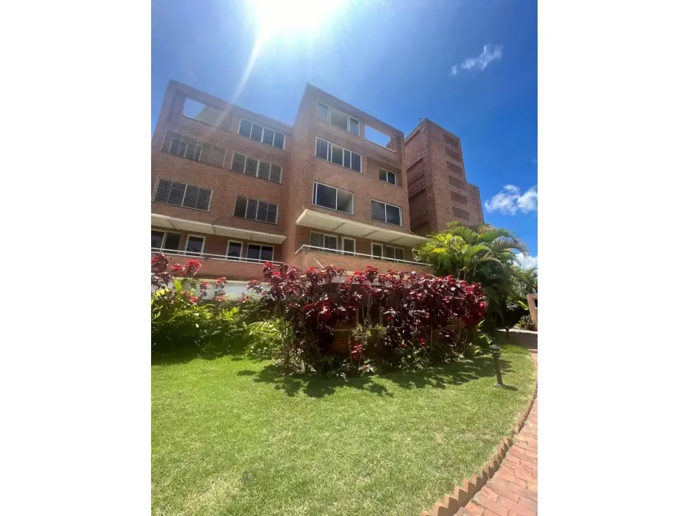 Apartamento Duplex en Venta en Loma Linda 3H/ 3B/ 3P/ 1M - 44