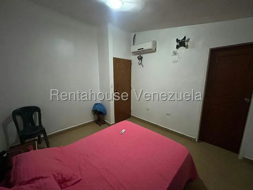 Casa (Duplex) en Venta en Villas Del Golf Plaza, Lara - 17