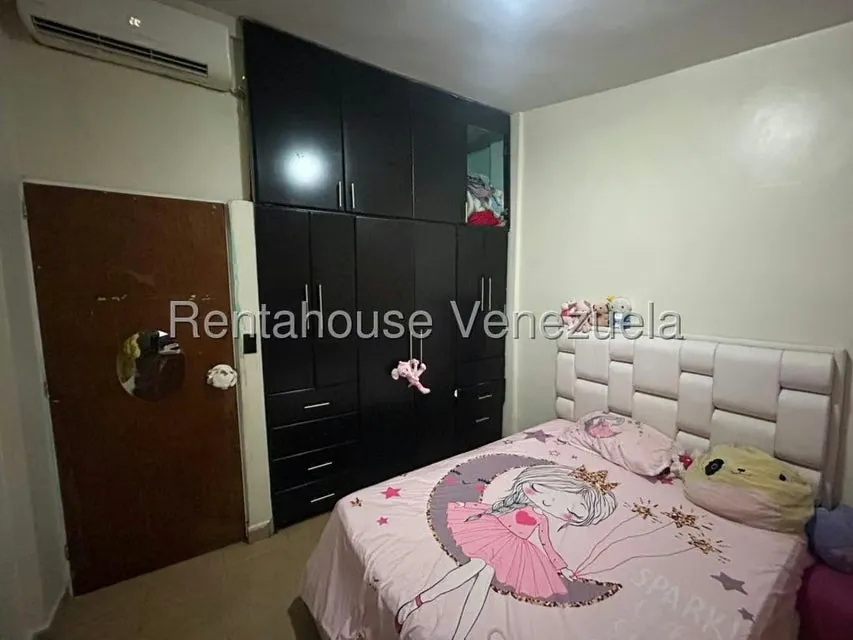 Casa (Duplex) en Venta en Villas Del Golf Plaza, Lara - 21
