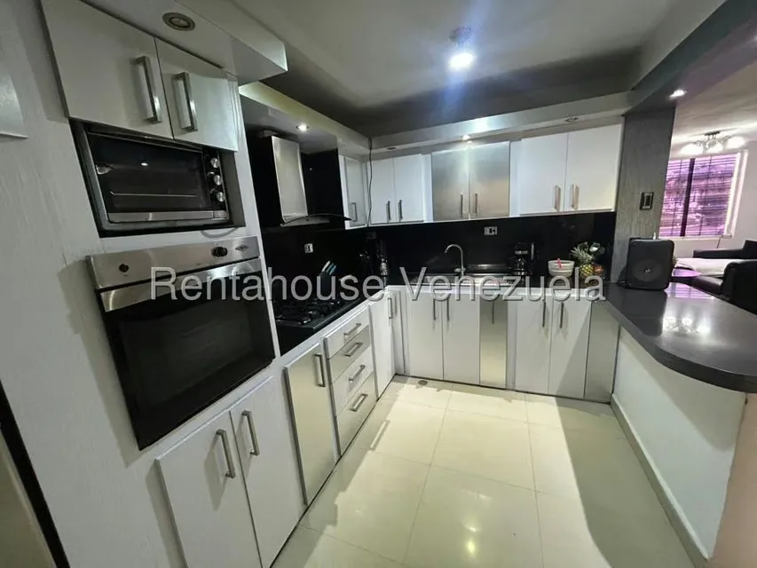 Casa (Duplex) en Venta en Villas Del Golf Plaza, Lara - 9