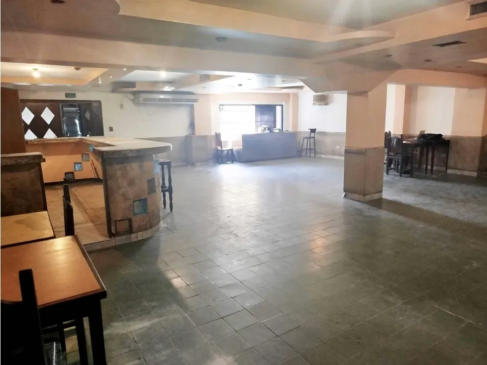 FONDO DE COMERCIO EN VENTA EN ALTAGRACIA (PB+MEZZ) - 13