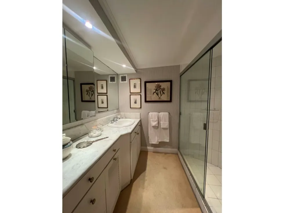 Vendo/Alquilo Casa 1843m2 Lomas del Mirador 6787 - 23