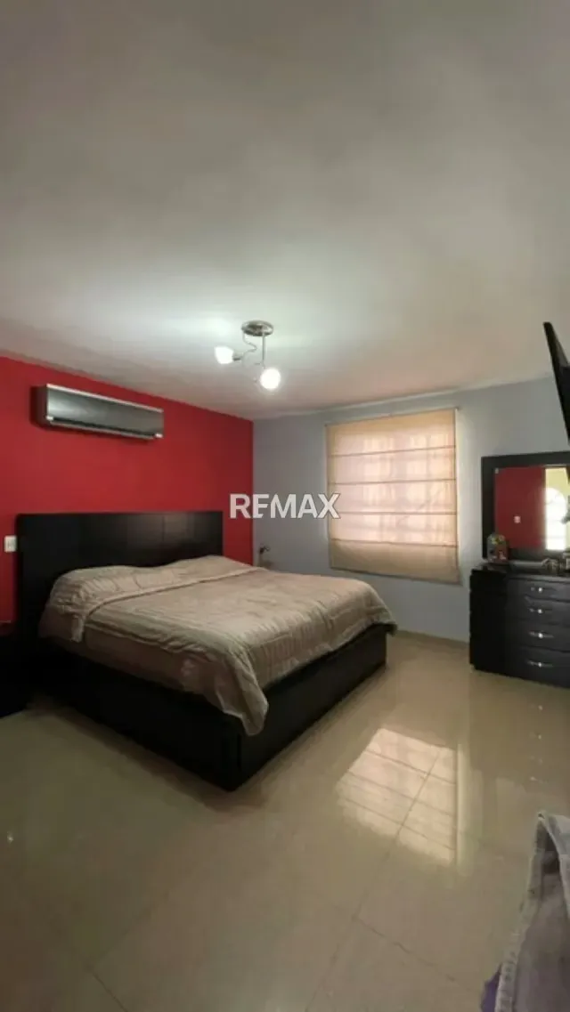CASA EN VENTA CIUDAD ROCA Lujo y Comodidad al Este de Barquisimeto - 4