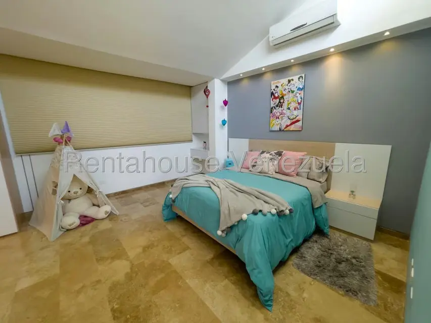 Apartamento (Duplex) en Alquiler en Campo Alegre, Distrito Metropolitano - 21