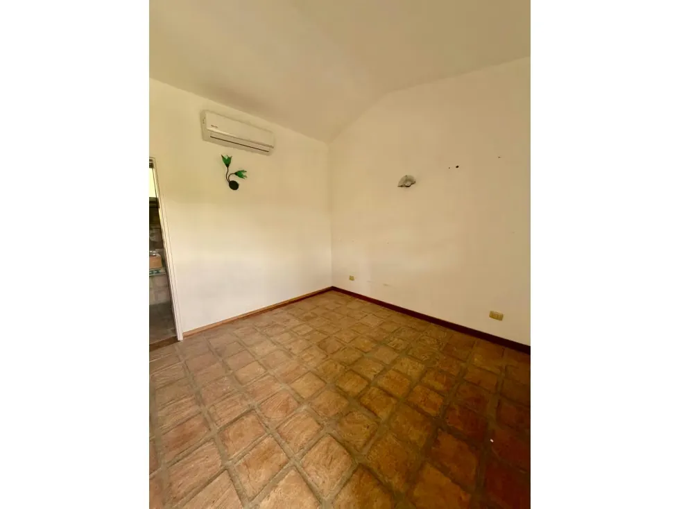 Se vende casa 690m2 Valle Arriba 3922 - 6