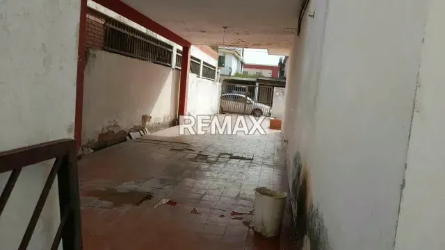CASA COMERCIAL EN VENTA EN ESQUINA ESTRATEGICA ZONA NORTE - 14