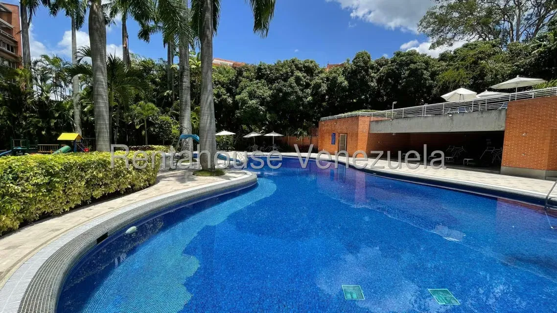 Apartamento (1 Nivel) en Alquiler en Los Chorros, Distrito Metropolitano - 28