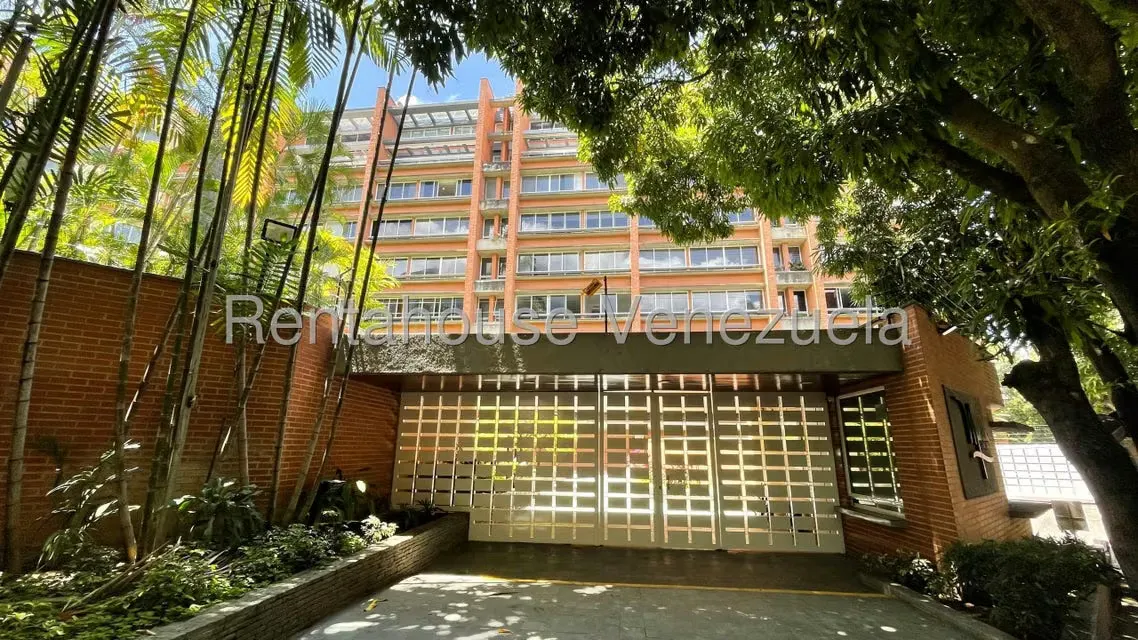 Apartamento (1 Nivel) en Alquiler en Los Chorros, Distrito Metropolitano - 37