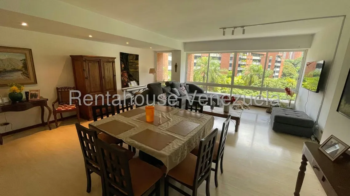 Apartamento (1 Nivel) en Alquiler en Los Chorros, Distrito Metropolitano - 5