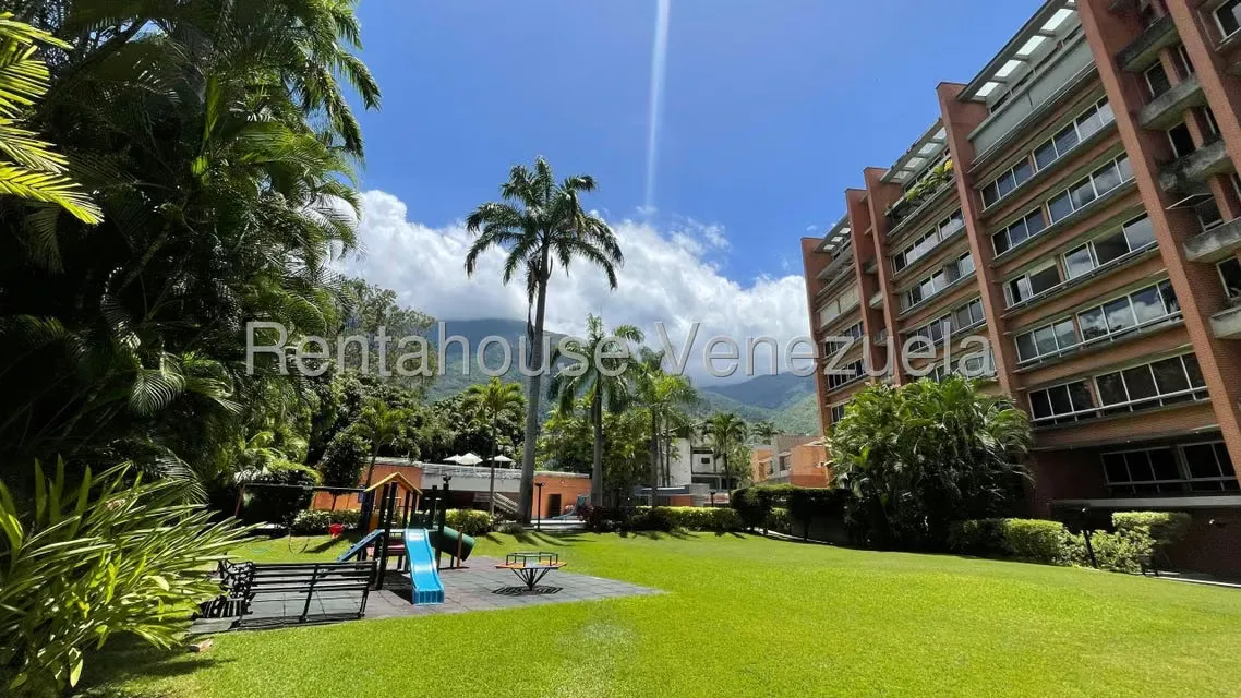Apartamento (1 Nivel) en Alquiler en Los Chorros, Distrito Metropolitano - 41