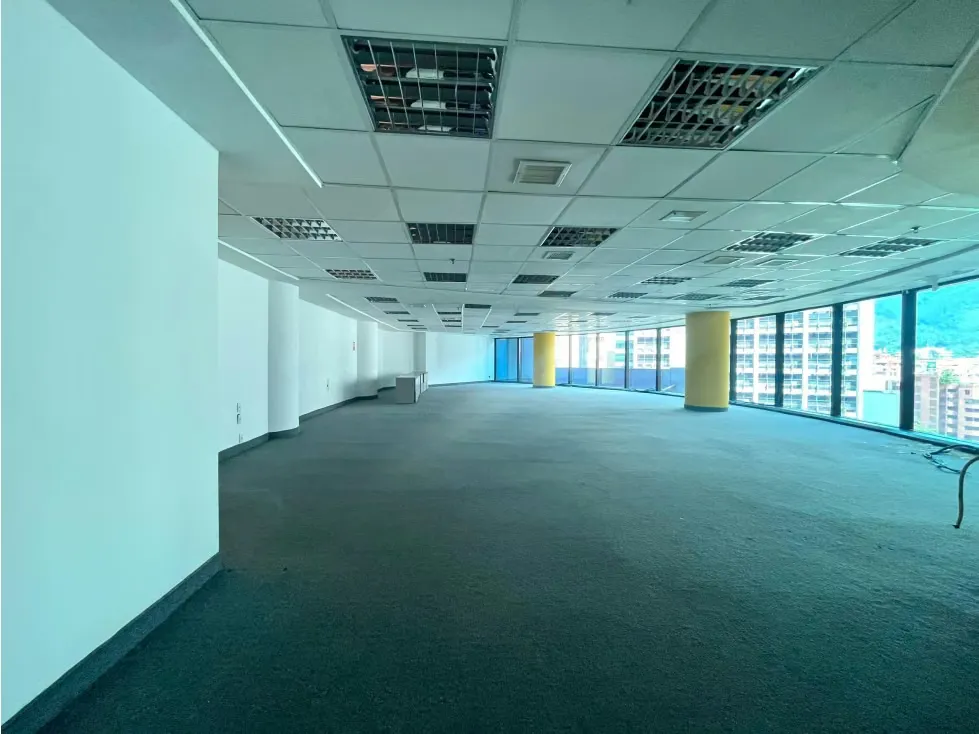 Se Vende Oficina 576m² El Rosal - 2