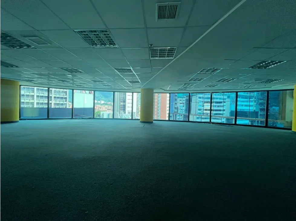 Se Vende Oficina 576m² El Rosal - 4