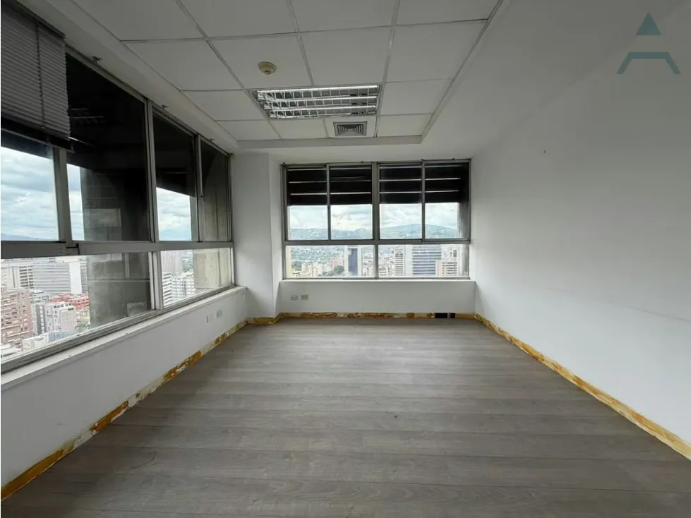 Se alquila Oficina 410² Altamira - 5