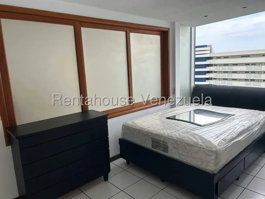 Apartamento (1 Nivel) en Venta en Camuri Grande, Vargas - 11