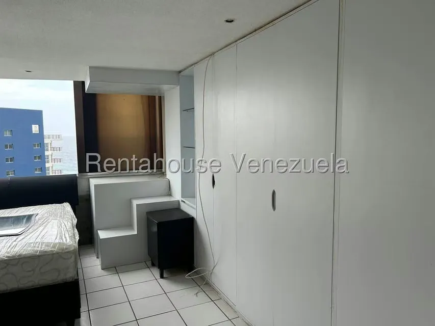Apartamento (1 Nivel) en Venta en Camuri Grande, Vargas - 13