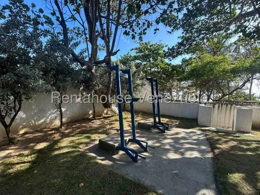 Apartamento (1 Nivel) en Venta en Camuri Grande, Vargas - 25