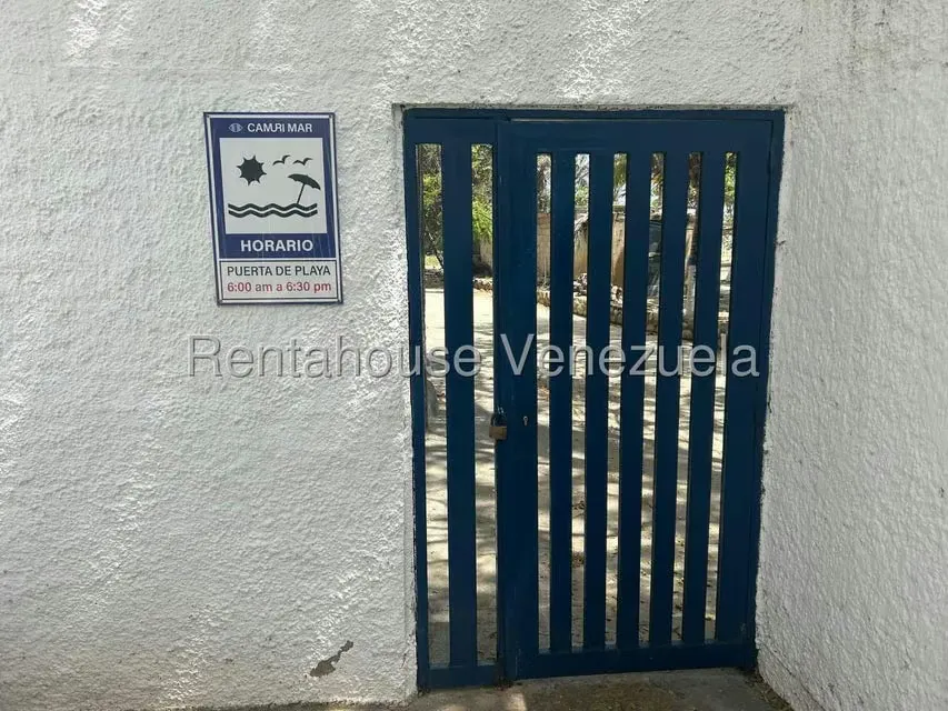 Apartamento (1 Nivel) en Venta en Camuri Grande, Vargas - 36