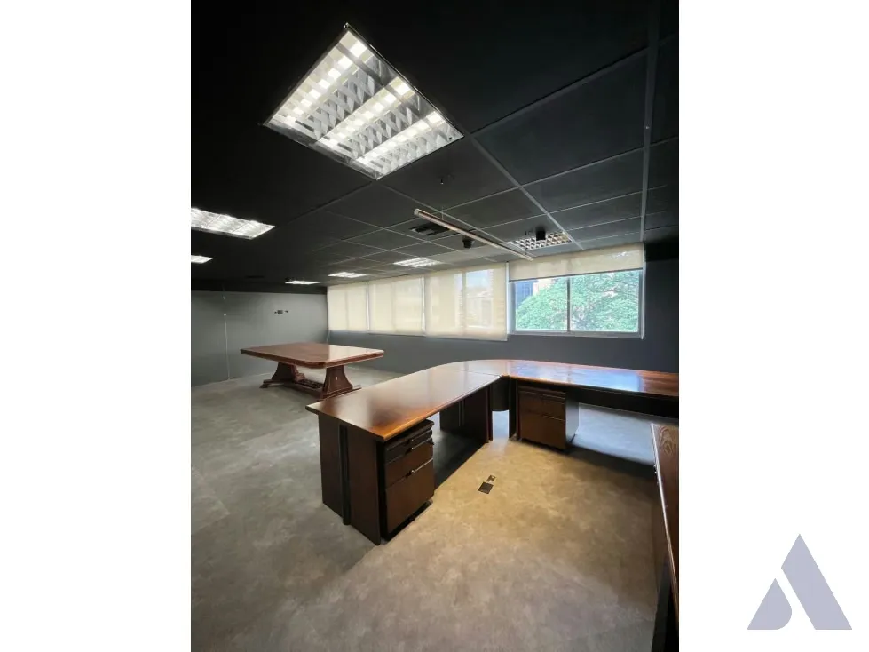 Se alquila oficina 330m2 La Castellana 2893 - 9