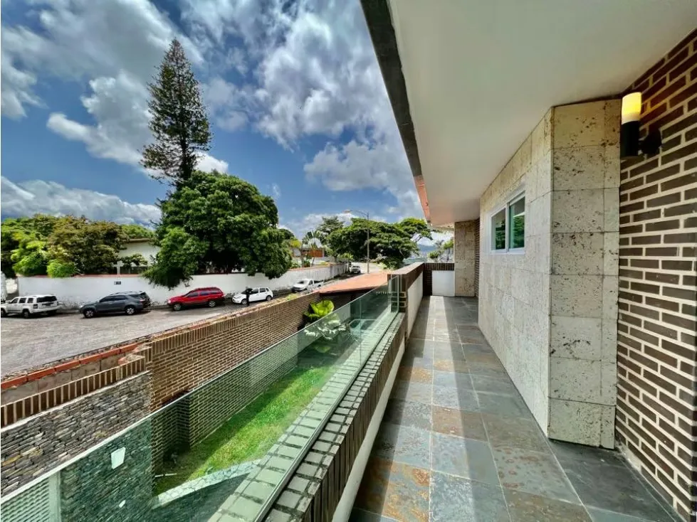 Se vende casa 1000m2 4h+2s/6B/4p Cumbres de Curumo - 14