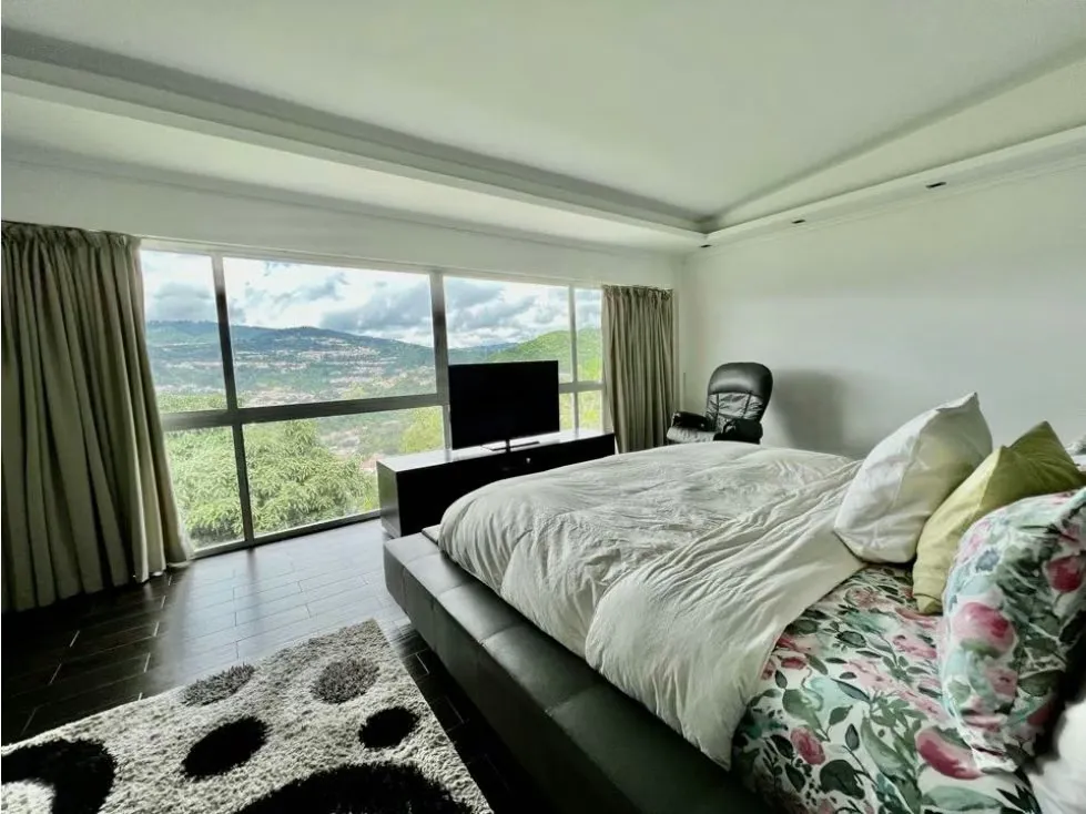 Se vende casa 1000m2 4h+2s/6B/4p Cumbres de Curumo - 19