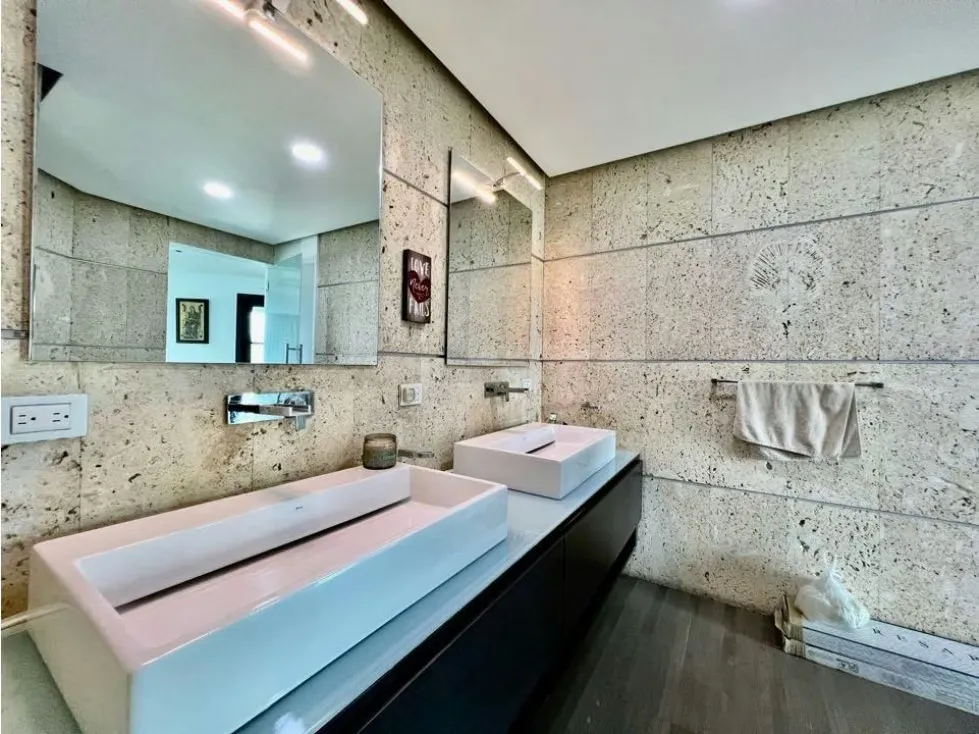 Se vende casa 1000m2 4h+2s/6B/4p Cumbres de Curumo - 23