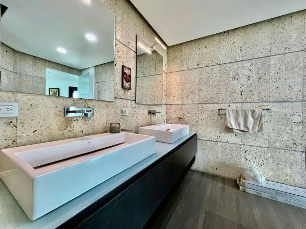 Se vende casa 1000m2 4h+2s/6B/4p Cumbres de Curumo - 24