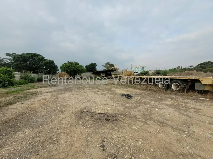 Terreno (Industrial) en Alquiler en Centro, Lara - 12
