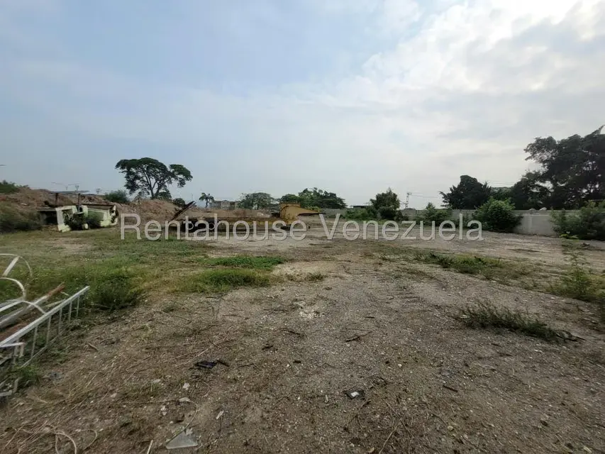 Terreno (Industrial) en Alquiler en Centro, Lara - 23