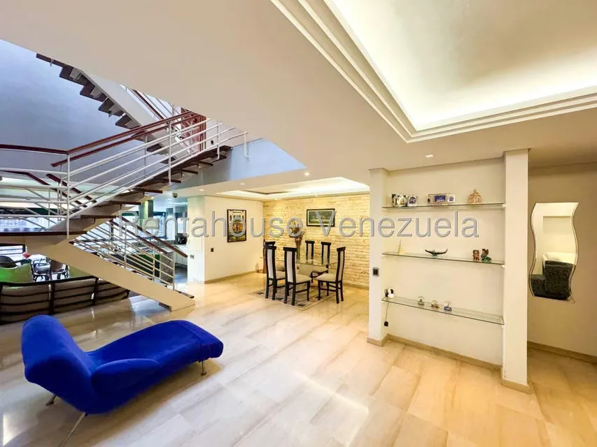 Casa (Multipes Niveles) en Alquiler en Colinas de Bello Monte, Distrito Metropolitano - 4
