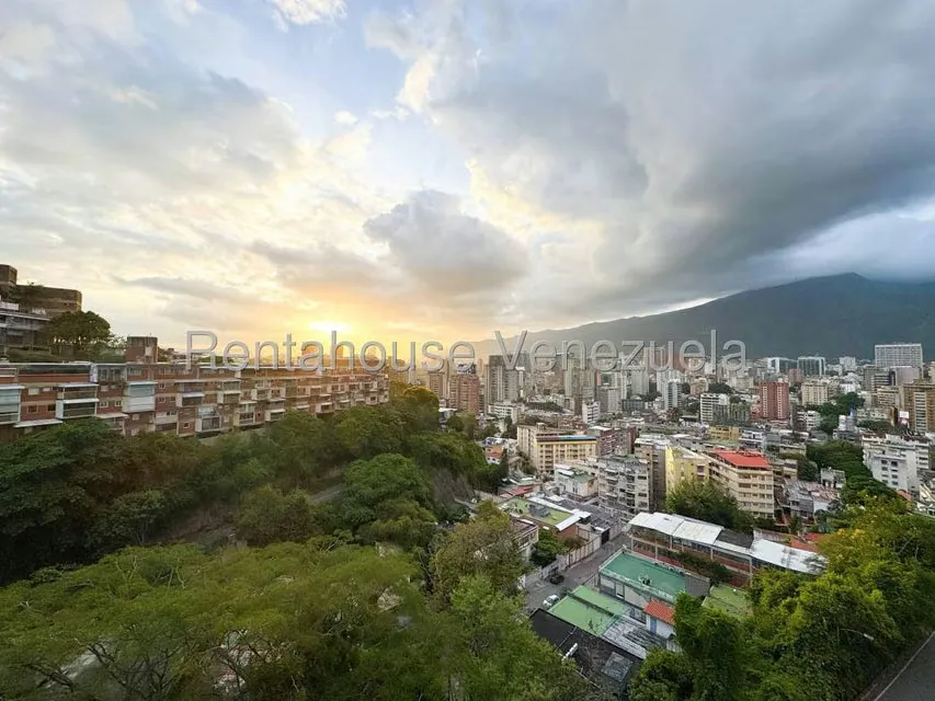 Casa (Multipes Niveles) en Alquiler en Colinas de Bello Monte, Distrito Metropolitano - 47