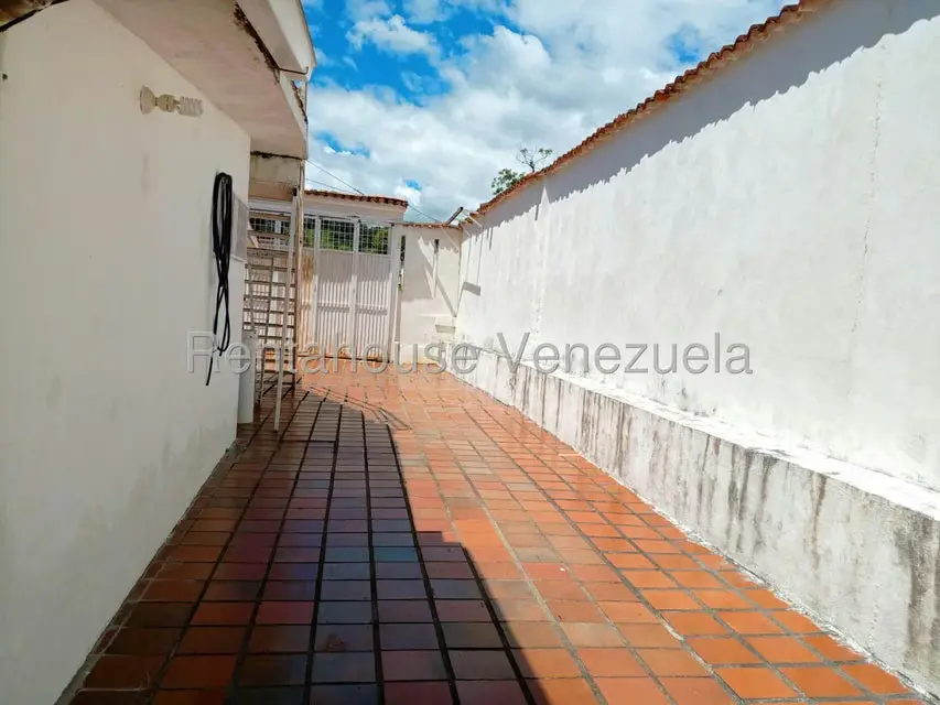 Casa (Multipes Niveles) en Venta en Segunda Sabana, Trujillo - 24