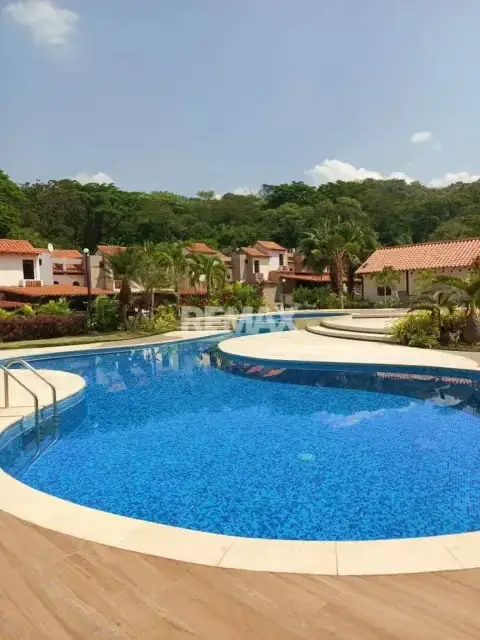 Townhouse en Venta Altos de Monte Alegre Tazajal