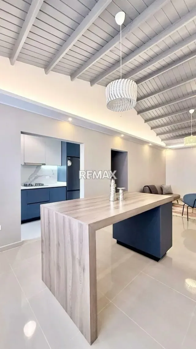En VENTA Penthouse VÉRTICE a Estrenar AAA Av. Rotaria. Residencias Casa Club Serranía. Piso 12 Torre B. Vista a la Montaña. - 2