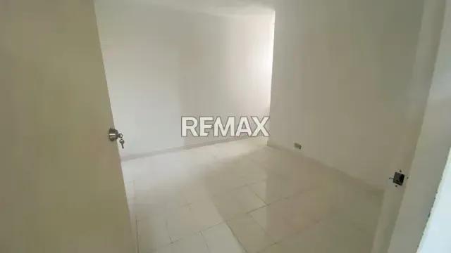 Alquiler de oficina Céntrica en sabana grande - 4