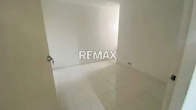 Alquiler de oficina Céntrica en sabana grande - 6