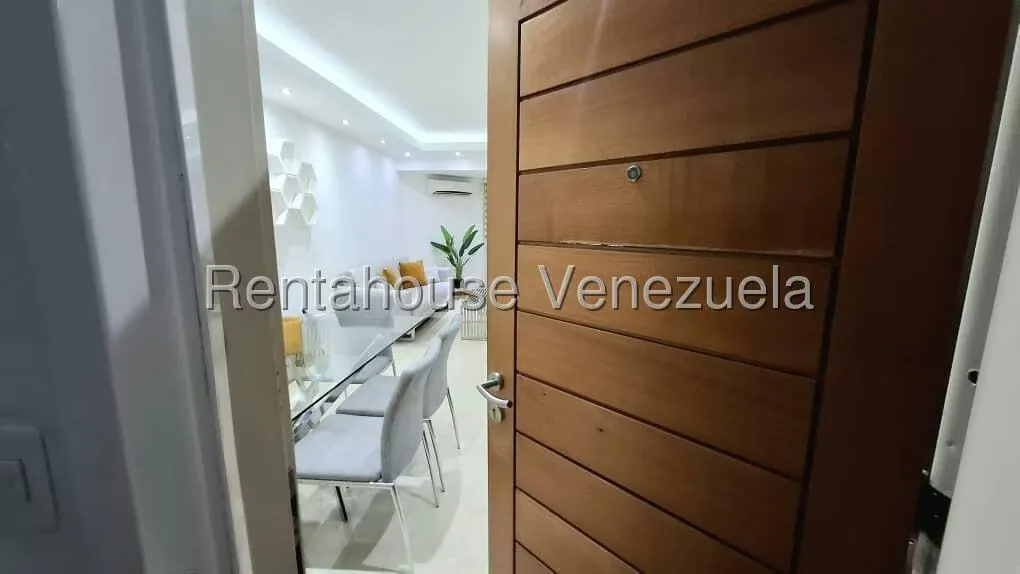 Apartamento (1 Nivel) en Alquiler en Santa Monica, Distrito Metropolitano - 20