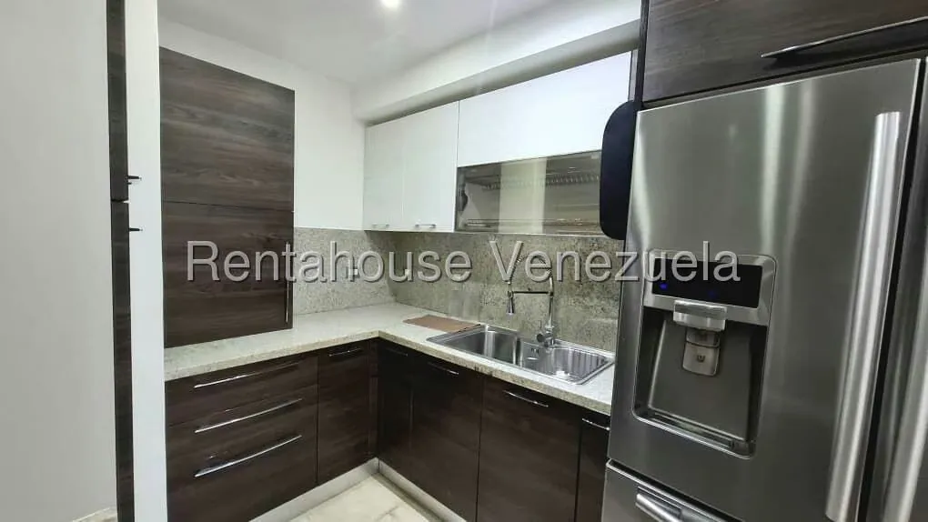 Apartamento (1 Nivel) en Alquiler en Santa Monica, Distrito Metropolitano - 5