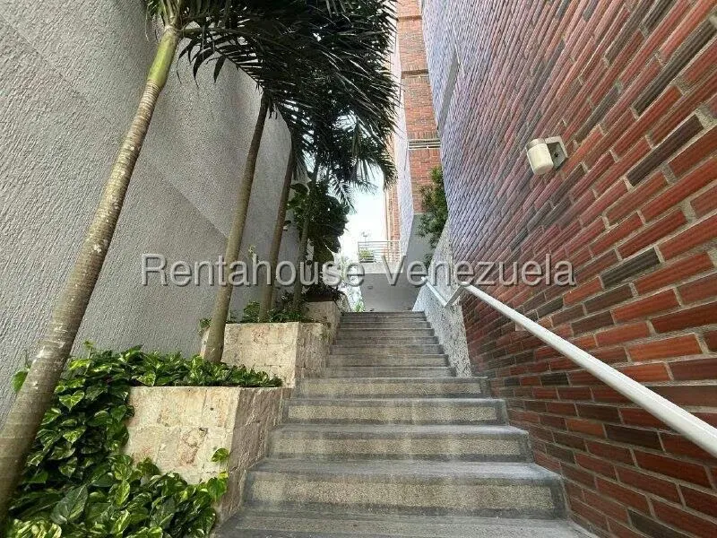 Apartamento (1 Nivel) en Venta en Nueva Segovia, Lara - 2