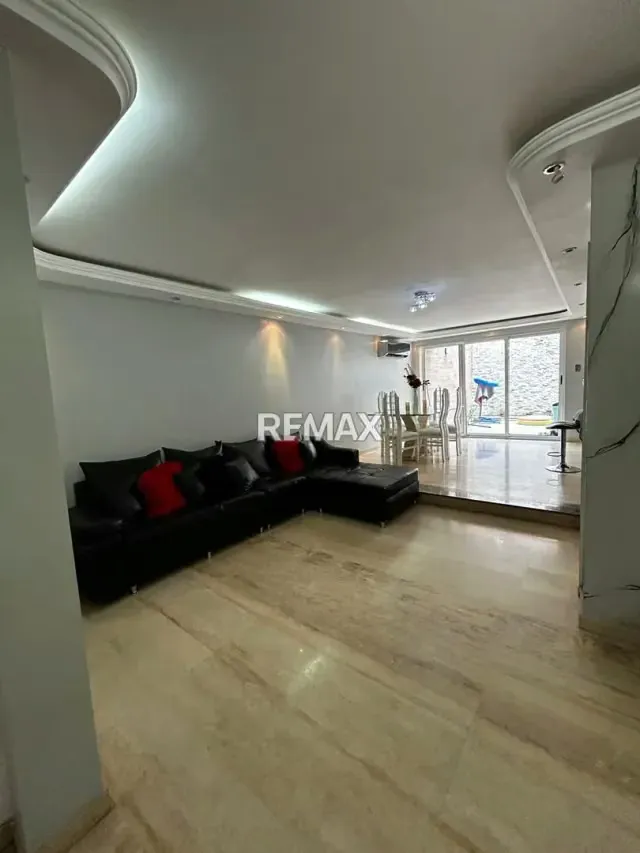 En venta Townhouse, Res. Villas de Camoruco - 4