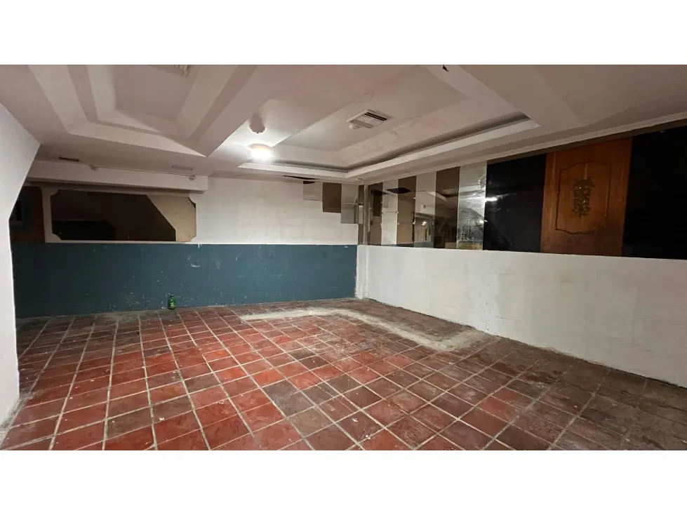 Se Vende/Alquila Local comercial 221m² San Martin - 6