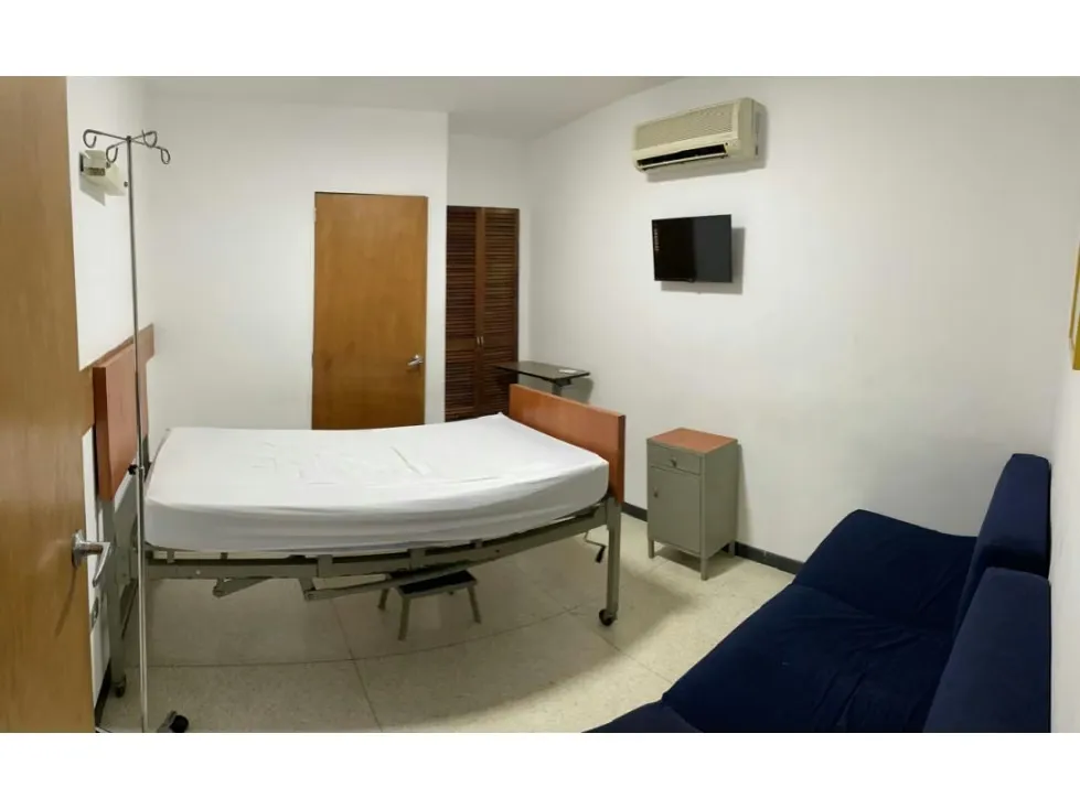 Se vende clinica 1000m2 Chuao 8916 - 12
