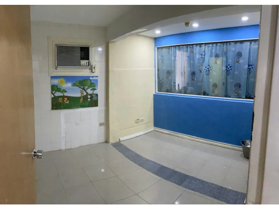 Se vende clinica 1000m2 Chuao 8916 - 28