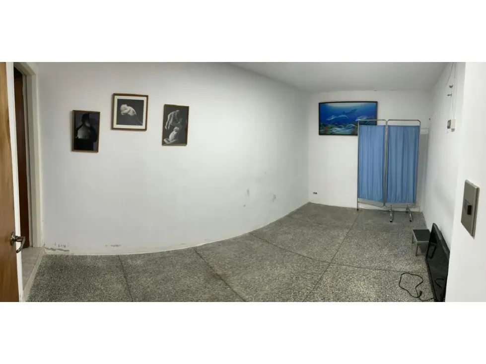 Se vende clinica 1000m2 Chuao 8916 - 35