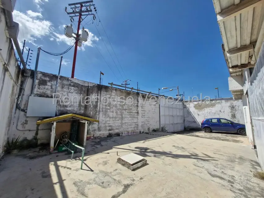 Comercial (Local Comercial) en Venta en Santa Rita, Aragua - 3