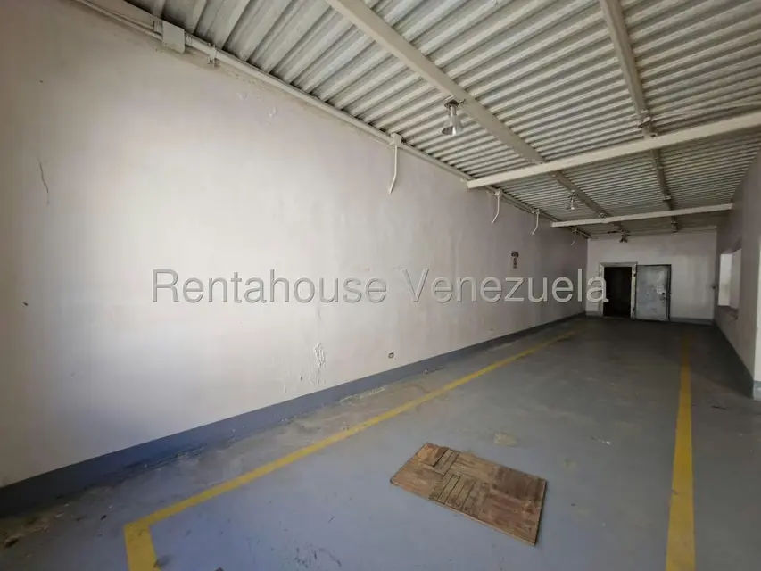 Comercial (Local Comercial) en Venta en Santa Rita, Aragua - 33